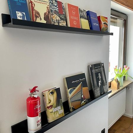 Tinystory - Das Appartement Mit Hotelgefuehl In Obernburg 오베룬부르크암마인 외부 사진